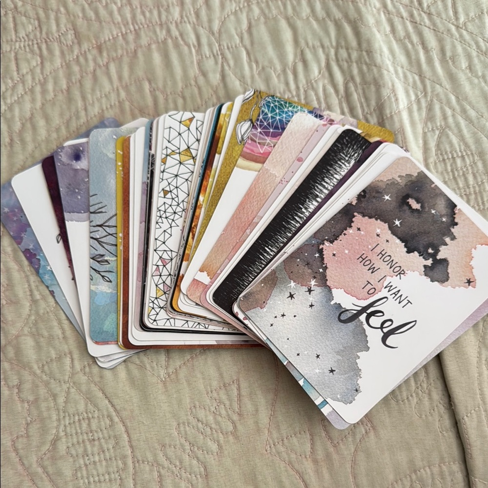 The Universe Has Your Back Card Deck by Gabrielle Bernstein - Picture 3 of 3